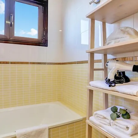 Macaronesia - Lajares - Origo Mare *